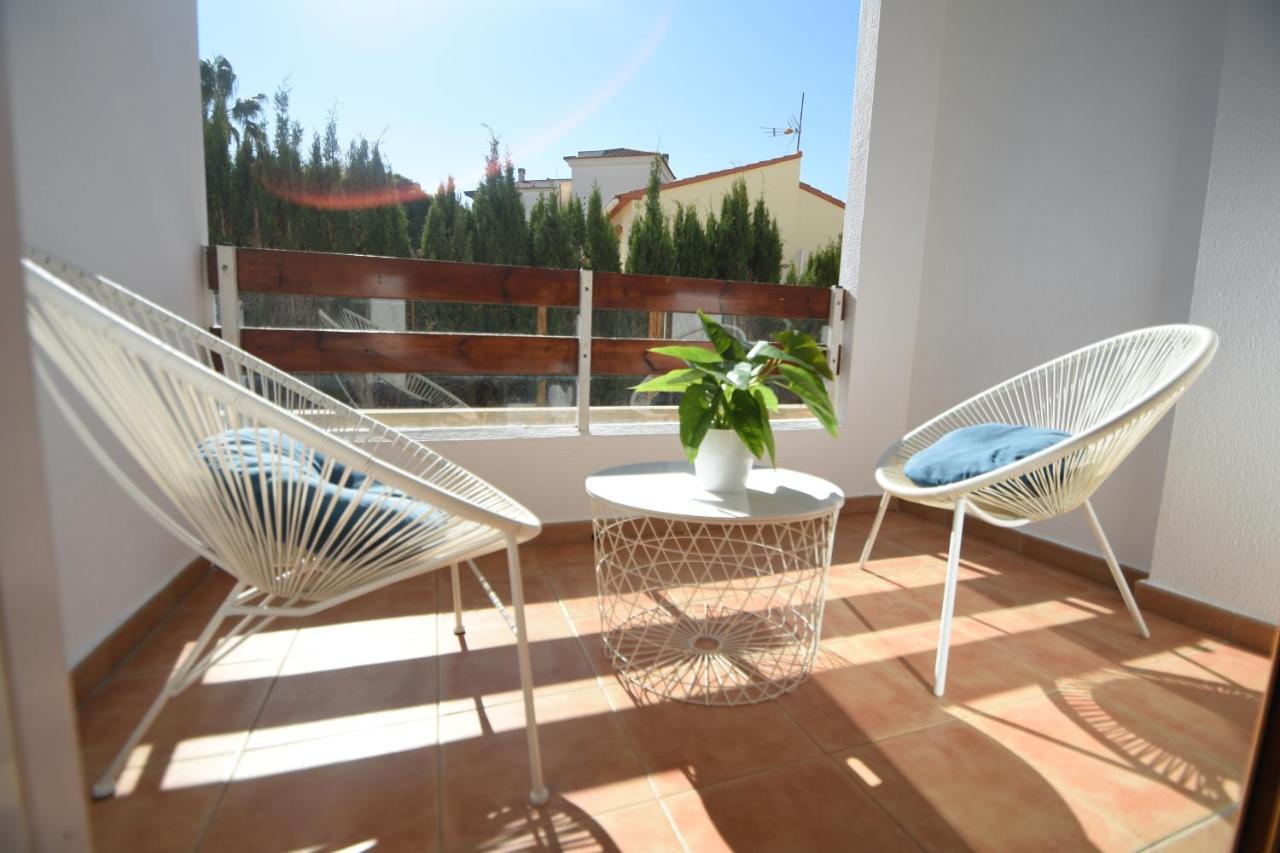 Renteando Albir Apartments Альбир Экстерьер фото