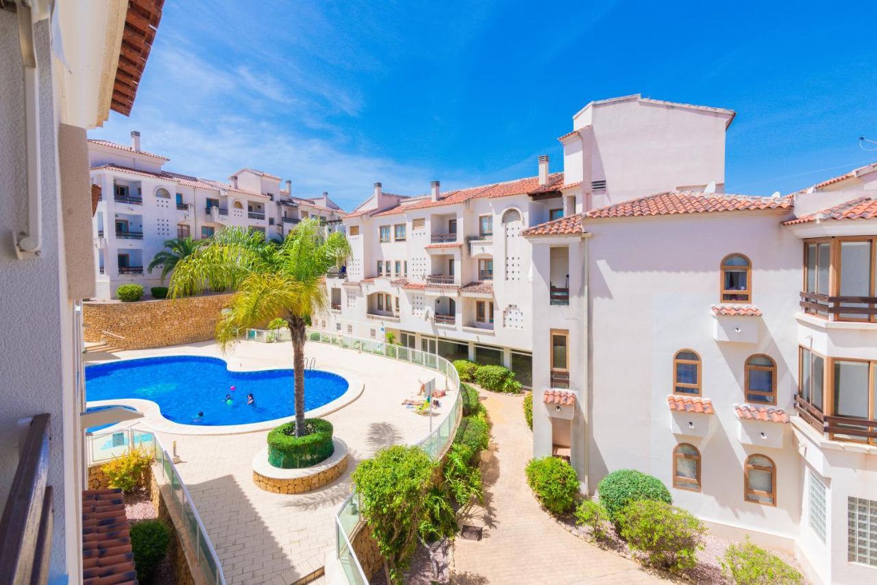 Renteando Albir Apartments Альбир Экстерьер фото
