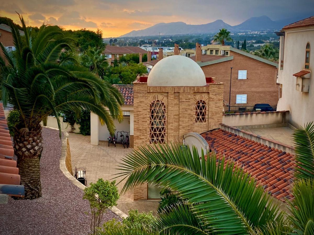 Renteando Albir Apartments Альбир Экстерьер фото