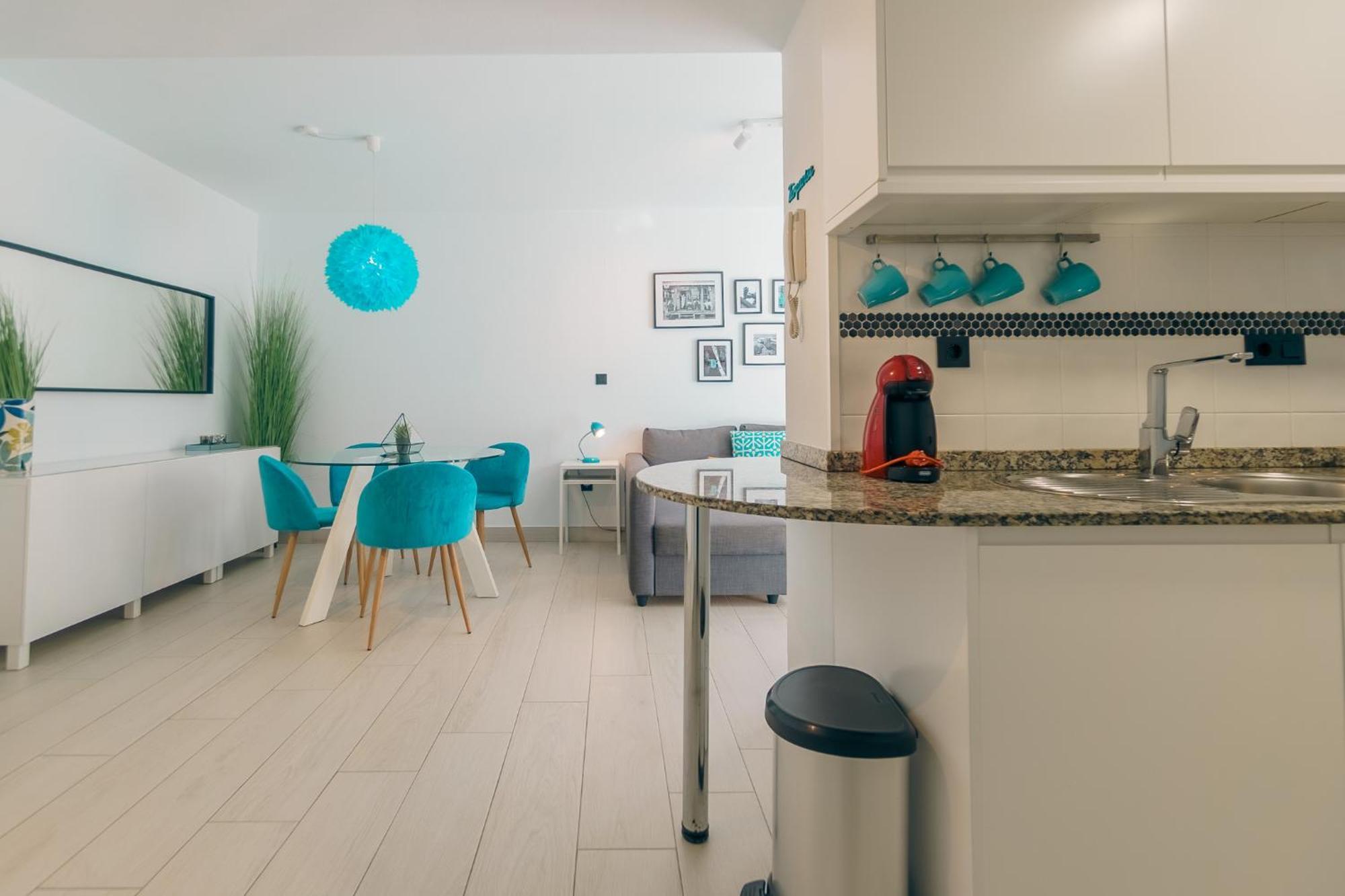 Renteando Albir Apartments Альбир Экстерьер фото